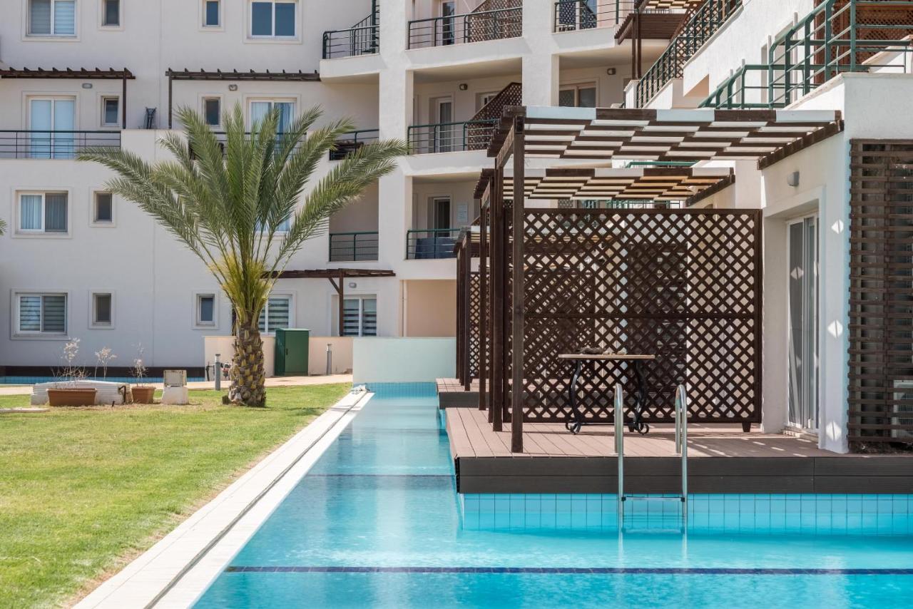 Thalassa Beach Resort & Spa Retreat Vokolidha Exterior foto