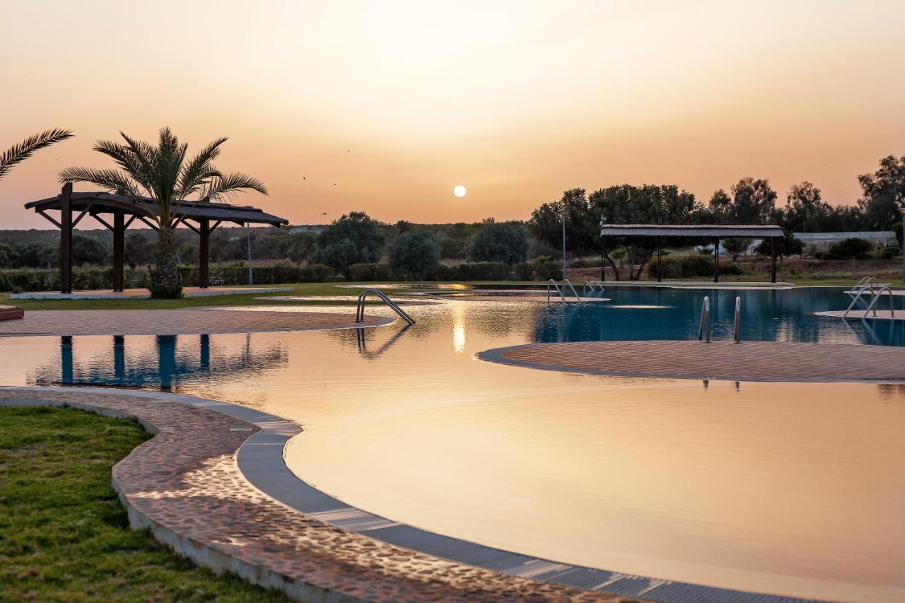 Thalassa Beach Resort & Spa Retreat Vokolidha Exterior foto